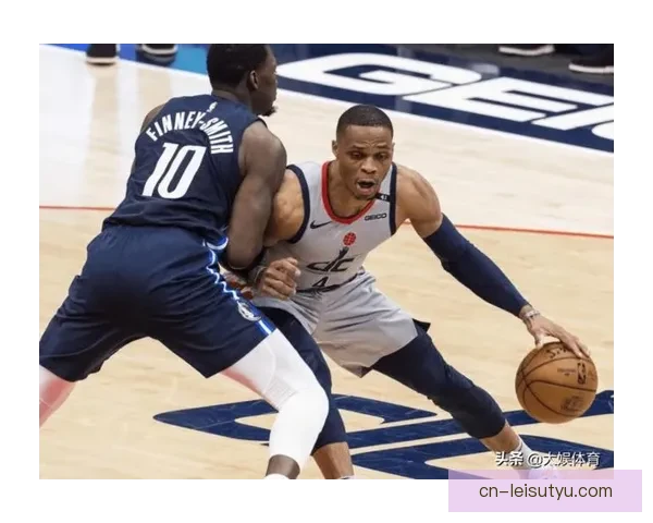 沃克准三双奇才险胜脱垫底成功